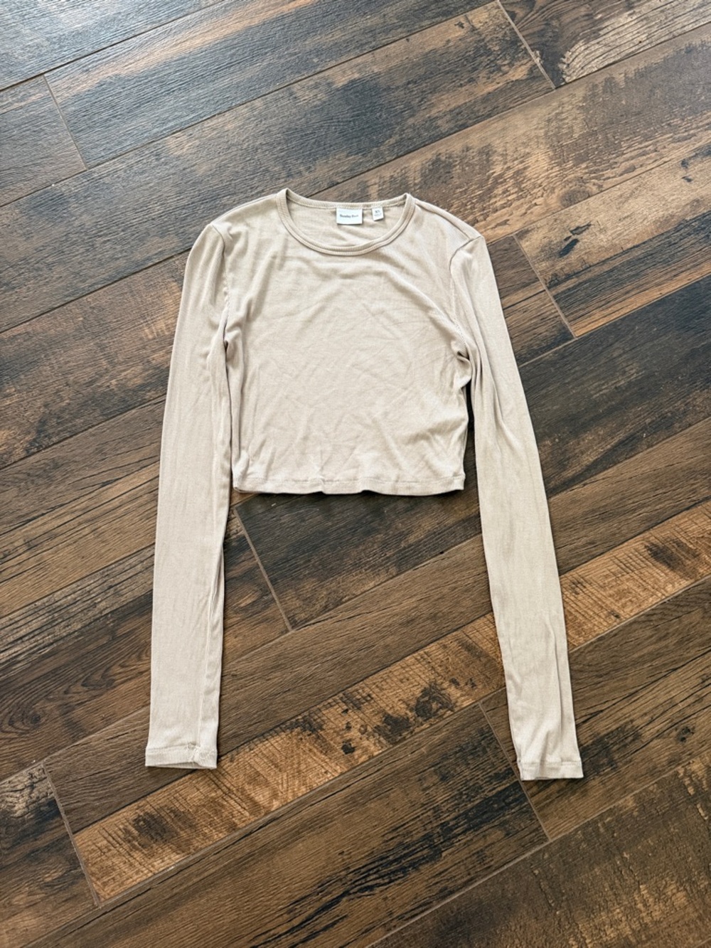 Sunday Best Beige Ribbed Long Sleeve Cropped Tee